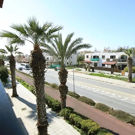 Danae Paphos